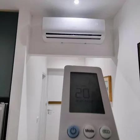 The Door Apartment *